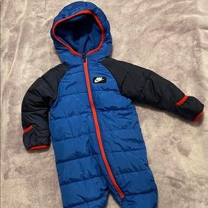 Nike snowsuit ❄️
